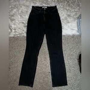 Abercrombie Curve Love Ultra High Rise 90s Straight Jean - Black
